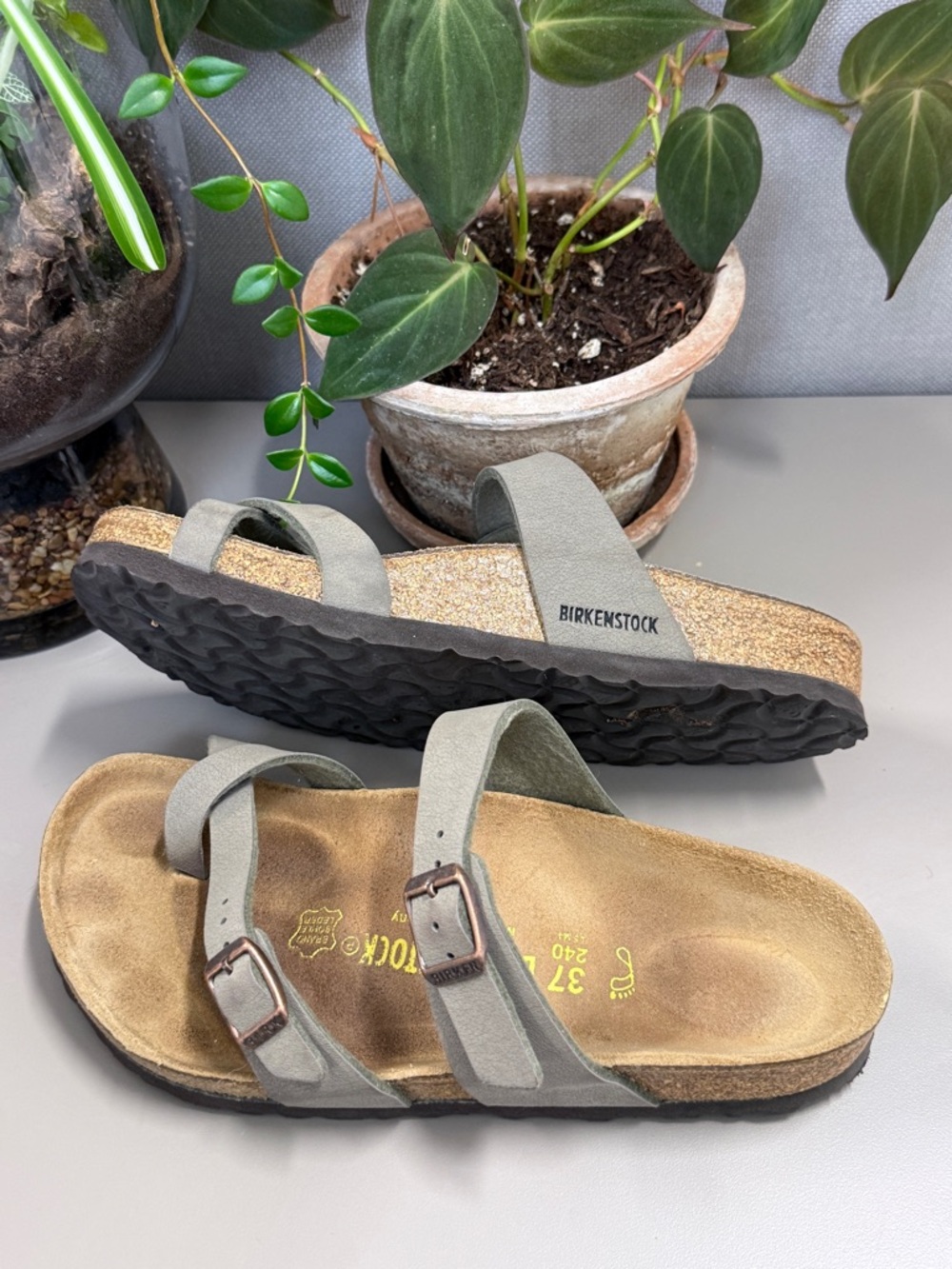 Birkenstock Mayari Sandals Women’s Size 37 Gray/Sage Toe Loop Comfort Shoes